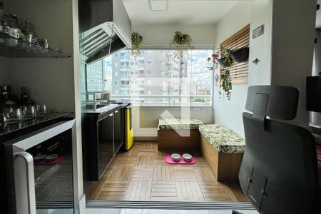 Varanda Integrada de apartamento à venda com 2 quartos, 70m² em Água Branca, São Paulo