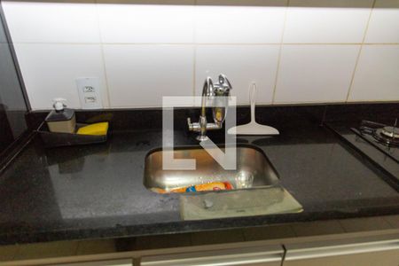 Apartamento à venda com 53m², 2 quartos e 1 vaga Apartamento à venda com 53m², 2 quartos e 1 vagaDetalhe da cozinha