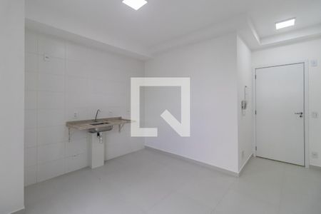 Sala/Cozinha de apartamento à venda com 2 quartos, 59m² em Jardim Tupanci, Barueri
