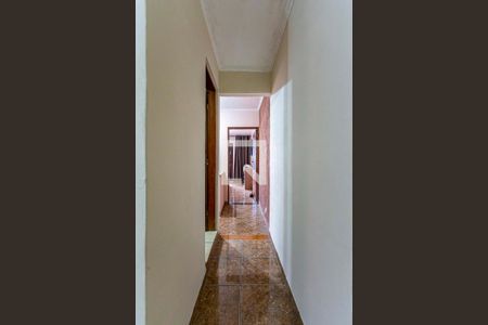 Corredor Dormitórios de casa à venda com 3 quartos, 312m² em Vila Linda, São Bernardo do Campo