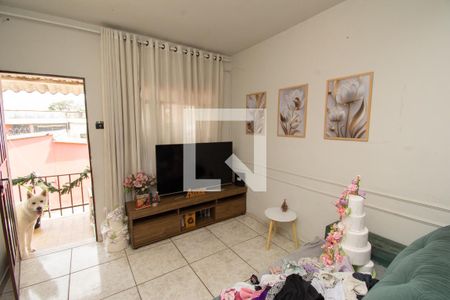 Sala de casa à venda com 4 quartos, 60m² em Eldorado, Contagem