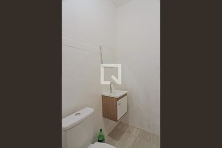 Banheiro de casa para alugar com 1 quarto, 20m² em Itaberaba, São Paulo