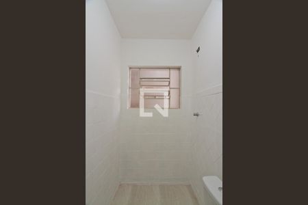 Banheiro de casa para alugar com 1 quarto, 20m² em Itaberaba, São Paulo
