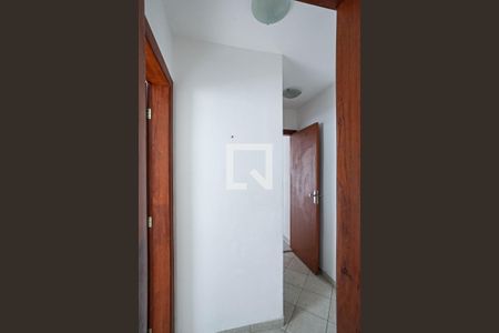 Corredor de apartamento para alugar com 2 quartos, 80m² em Manacás, Belo Horizonte