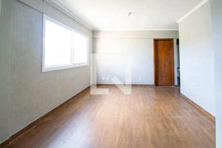 Sala de apartamento à venda com 2 quartos, 62m² em Partenon, Porto Alegre