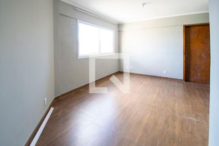 Sala de apartamento à venda com 2 quartos, 62m² em Partenon, Porto Alegre