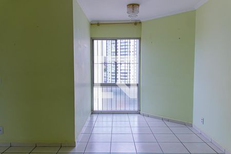 Sala  de apartamento para alugar com 3 quartos, 65m² em Vila Albertina, São Paulo