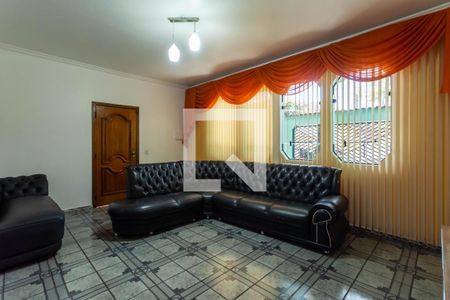 Sala de casa para alugar com 4 quartos, 410m² em Jardim Presidente Dutra, Guarulhos