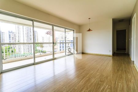 Sala de apartamento para alugar com 4 quartos, 124m² em Jardim Ampliação, São Paulo