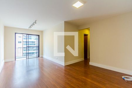 Sala de apartamento à venda com 3 quartos, 76m² em Vila Olímpia, São Paulo