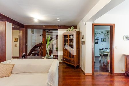 Sala de casa à venda com 4 quartos, 286m² em Jardim Novo Mundo, São Paulo