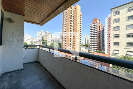 Varanda de apartamento para alugar com 4 quartos, 150m² em Perdizes, São Paulo