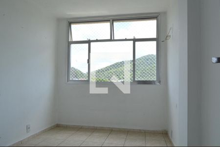 Quarto 1 de apartamento à venda com 3 quartos, 80m² em Taquara, Rio de Janeiro