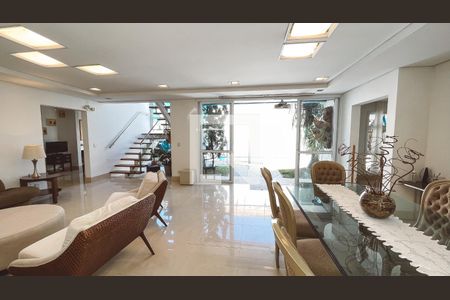 Sala de casa à venda com 5 quartos, 561m² em Jardim São Bento, São Paulo