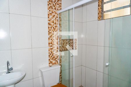 Banheiro da Suíte de casa de condomínio para alugar com 1 quarto, 35m² em Cidade Ademar, São Paulo