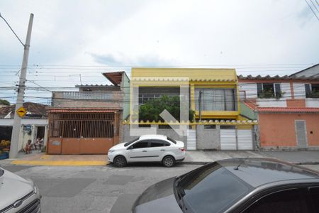 Quarto 1 Suite de casa para alugar com 2 quartos, 230m² em Marechal Hermes, Rio de Janeiro