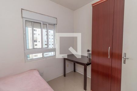 Quarto 2 de apartamento à venda com 2 quartos, 60m² em Passo das Pedras, Porto Alegre