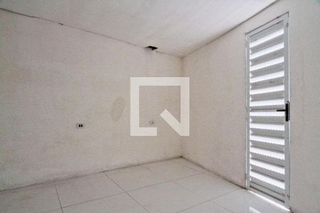 Quarto de casa para alugar com 1 quarto, 40m² em Vila Bruna, São Paulo