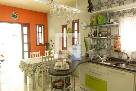 Casa à venda com 0m², 3 quartos e 5 vagas Casa à venda com 0m², 3 quartos e 5 vagasCozinha