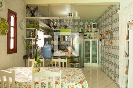 Casa à venda com 0m², 3 quartos e 5 vagas Casa à venda com 0m², 3 quartos e 5 vagasCozinha