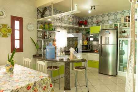 Casa à venda com 0m², 3 quartos e 5 vagas Casa à venda com 0m², 3 quartos e 5 vagasCozinha