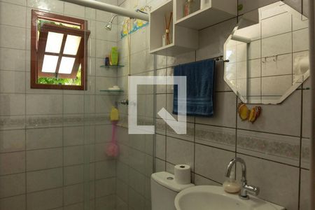 Casa à venda com 0m², 3 quartos e 5 vagas Casa à venda com 0m², 3 quartos e 5 vagasBanheiro social