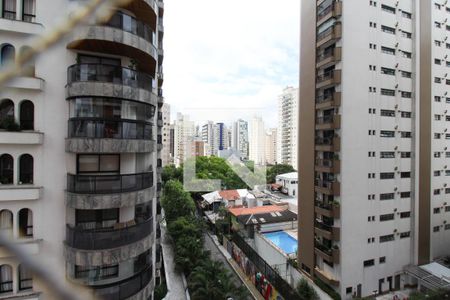 Vista  de apartamento à venda com 1 quarto, 45m² em Indianópolis, São Paulo