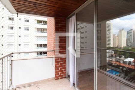 Varanda  de apartamento para alugar com 1 quarto, 45m² em Indianópolis, São Paulo