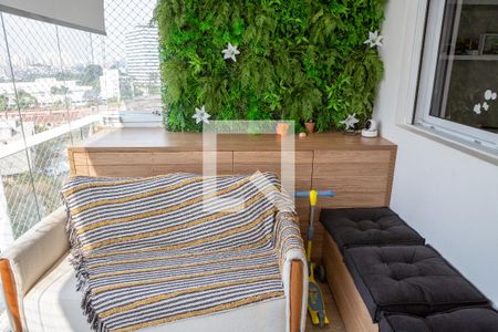 Sacada de apartamento à venda com 3 quartos, 87m² em Vila Anastácio, São Paulo
