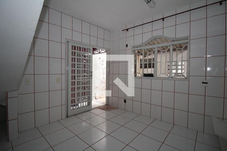 Sala de casa para alugar com 2 quartos, 64m² em Ceilândia Norte, Brasília