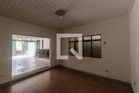 Casa à venda com 125m², 1 quarto e 2 vagasSala