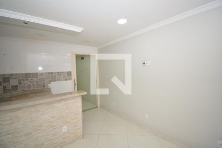 Sala/Cozinha de casa de condomínio para alugar com 1 quarto, 30m² em Bento Ribeiro, Rio de Janeiro