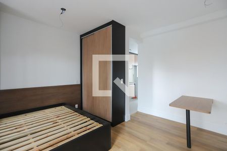 Quarto e Sala de apartamento à venda com 1 quarto, 29m² em Santa Teresinha, São Paulo