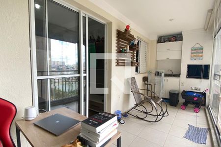 Varanda de apartamento para alugar com 4 quartos, 105m² em Jardim Tupanci, Barueri