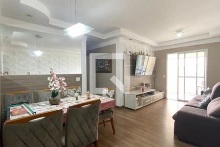 Sala de apartamento para alugar com 4 quartos, 105m² em Jardim Tupanci, Barueri