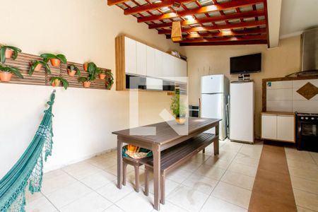 Casa à venda com 180m², 3 quartos e 4 vagas Casa à venda com 180m², 3 quartos e 4 vagasÁrea Gourmet