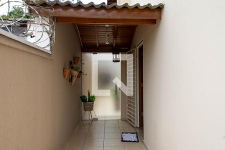 Casa à venda com 180m², 3 quartos e 4 vagas Casa à venda com 180m², 3 quartos e 4 vagasÁrea Externa