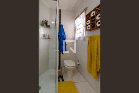 Casa à venda com 180m², 3 quartos e 4 vagas Casa à venda com 180m², 3 quartos e 4 vagasBanheiro da Suíte