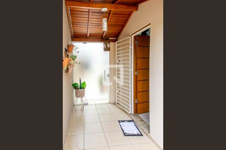 Casa à venda com 180m², 3 quartos e 4 vagas Casa à venda com 180m², 3 quartos e 4 vagasÁrea Externa
