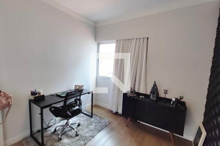 Quarto 1 / Escritório de apartamento para alugar com 3 quartos, 79m² em Jardim dos Oliveiras, Campinas