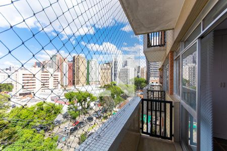 Sacada da Sala de apartamento para alugar com 2 quartos, 110m² em Batel, Curitiba