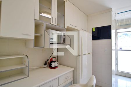 Apartamento à venda com 70m², 2 quartos e 1 vaga Apartamento à venda com 70m², 2 quartos e 1 vagaCozinha