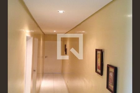 Casa à venda com 3 quartos, 200m² em Vila Nova Utinga, São Paulo