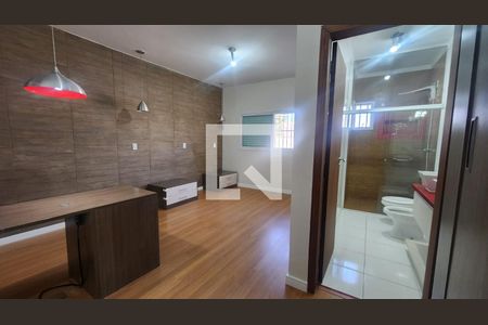 Casa à venda com 3 quartos, 180m² em Vila Lucia, São Paulo
