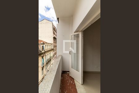 Varanda de kitnet/studio para alugar com 1 quarto, 30m² em Centro, São Paulo