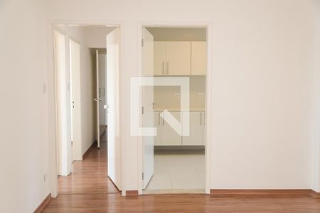 Sala de apartamento para alugar com 3 quartos, 133m² em Paraíso, São Paulo