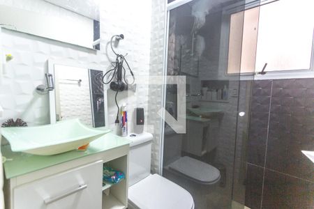 Apartamento à venda com 71m², 2 quartos e 1 vaga Apartamento à venda com 71m², 2 quartos e 1 vagaBanheiro social