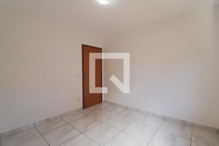 Quarto 2 de casa de condomínio para alugar com 3 quartos, 98m² em Setor Estrela Dalva, Goiânia