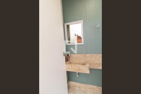 Lavabo de casa para alugar com 3 quartos, 270m² em Jardim Olympia, São Paulo