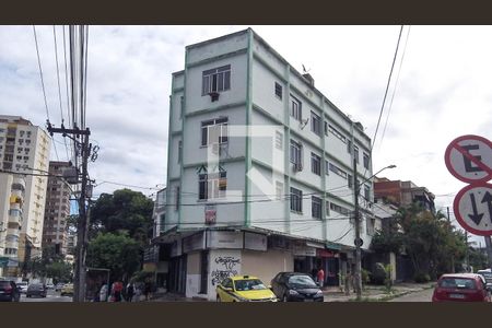 Fachada de apartamento à venda com 3 quartos, 64m² em Tanque, Rio de Janeiro